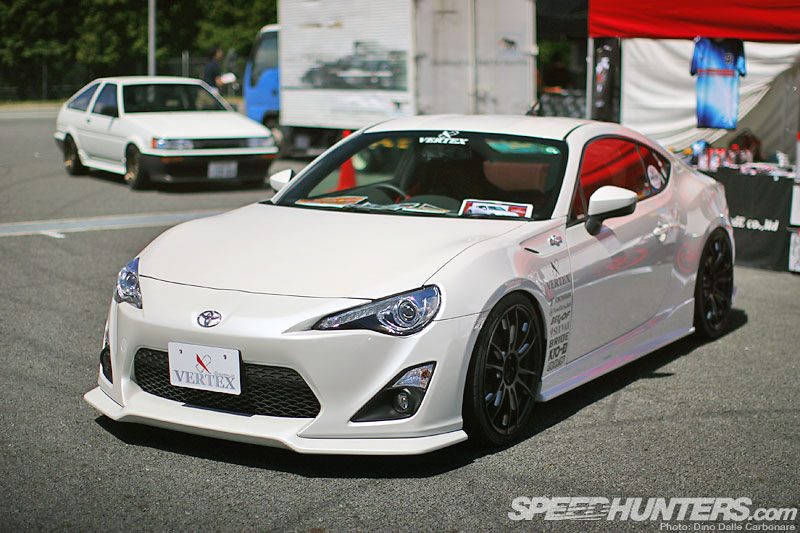 Vertex Style Side Skirts For Toyota GT86