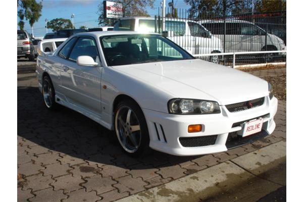 Nismo Style Front Bumper For Nissan Skyline R34 GTT