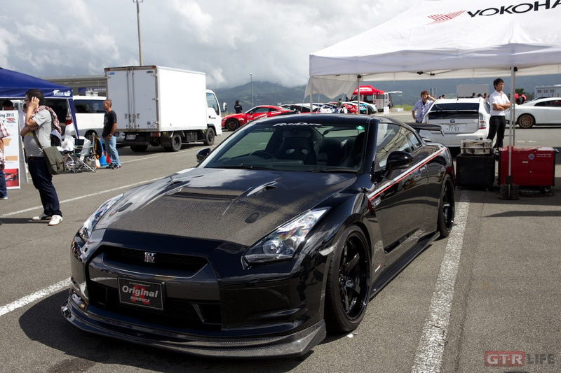 Varis Style Carbon Bonnet For GTR R35